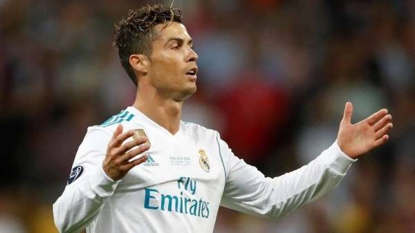 صحيفة إسبانية تكشف السبب الحقيقي لرحيل رونالدو عن الريال