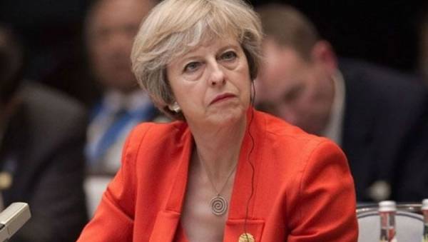 ماي تدعو حزبها لرص الصفوف بشأن بريكست