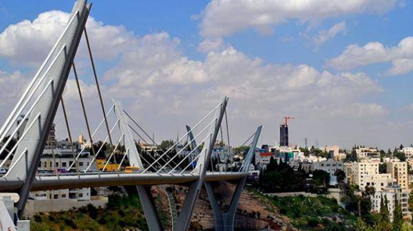 انتحار ثلاثيني من أعلى جسر عبدون في عمان