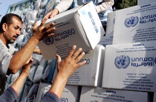 قناة عبرية: إسرائيل تعتزم إغلاق مؤسسات أونروا في القدس