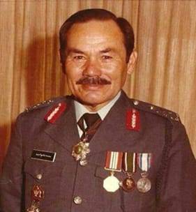 اللواء محمد علي الأمين .. قائد من طراز رفيع