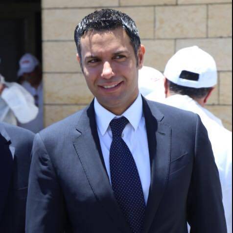 رئيس اتحاد مربي الداوجن:لا علاقة لنا باعتصام مزارعي الداوجن ووجدنا دجاج محقون !!