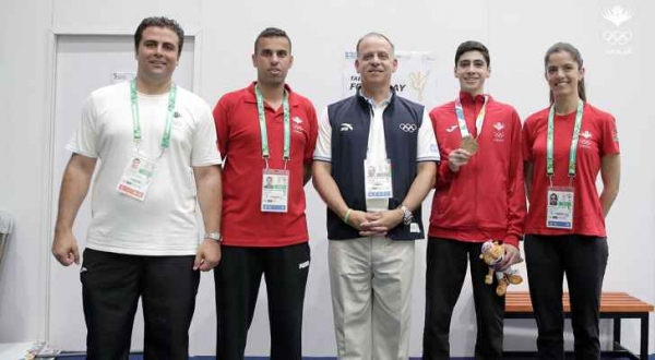 الأمير فيصل يتوج مصطفى باولى ميداليات الأردن بأولمبياد الارجنتين للشباب