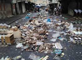 إضراب البلديات بإربد والكرك يدخل يومه الثالث (صور)