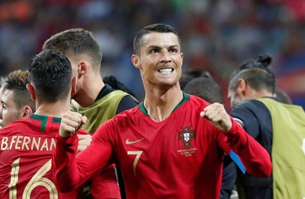 5 منتخبات دمرها كريستيانو رونالدو (فيديو)