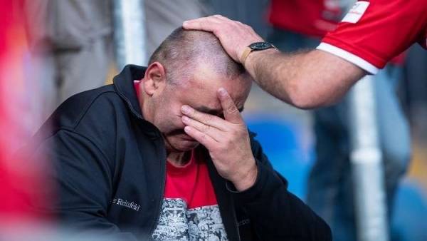 اليابان تعلم مواطنيها فن البكاء!