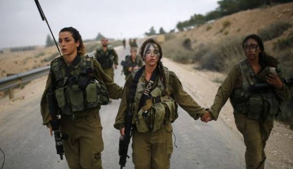 مجندة إسرائيلية أطلقت رصاصة على شاب فلسطيني بغرض التسلية