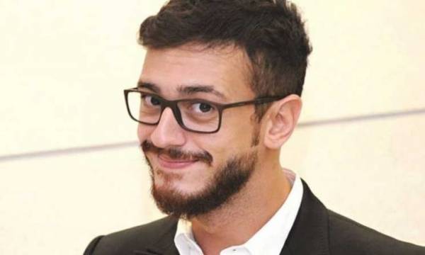 هل حاول سعد لمجرد الانتحار بعد اتهامه بقضايا اغتصاب؟