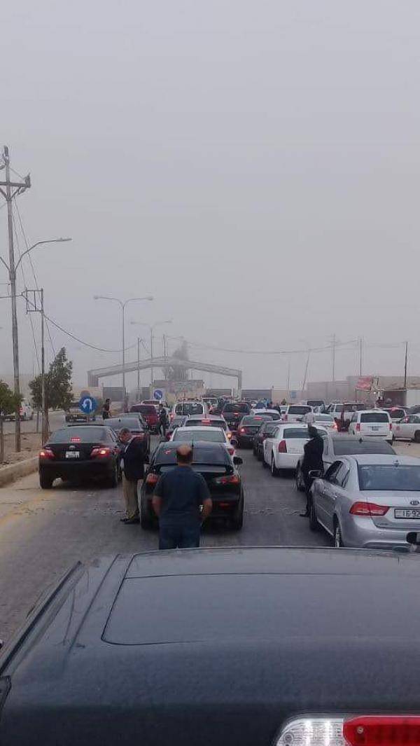 1900 شخص و 600 مركبة عبروا جابر في كلا الاتجاهين