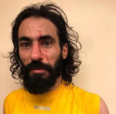 شاهد إيقاف لاعب سعودي عامين بسبب ضربه الخصم بوحشية