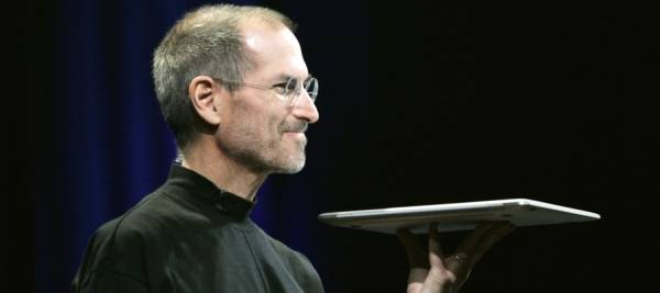 أغراض منزل ستيف جوبز التاريخية ستعرض للبيع وبأسعار زهيدة! شاهد ما سيشتريه محبو عملاق آبل