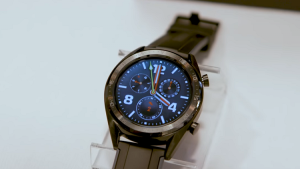 هواوي تصمم نظام تشغيل خاص بساعاتها الرقمية