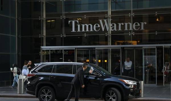 إخلاء مكاتب CNN في نيويورك ! ...فيديو