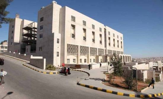 مستشفى البشير يـستــرد 415 ألف ديـنار مـن شركة الخدمات