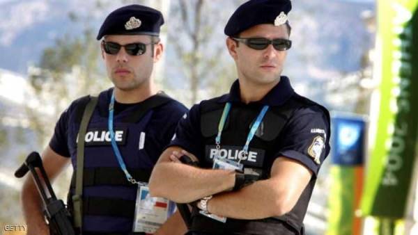 إخلاء وزارة الشؤون الخارجية اليونانية بسبب طرد مريب