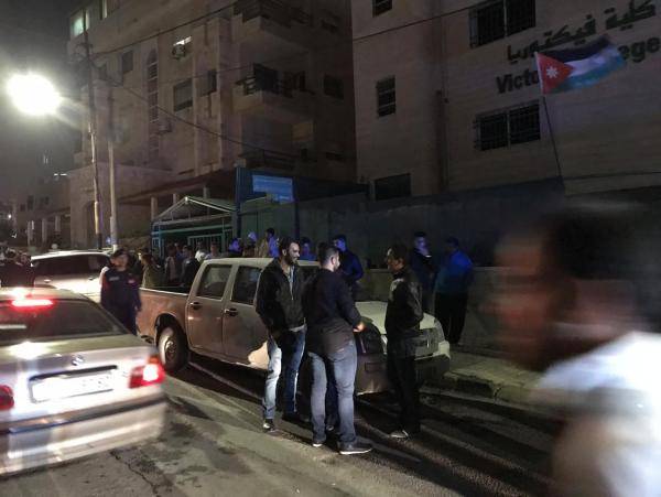 تعليق دوام مدرسة فيكتوريا لمدة اسبوع