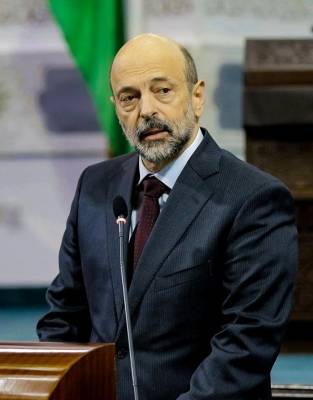 الرزاز: لا تهاون ولا واسطة ولا محسوبية بمكافحة المخدرات (فيديو)