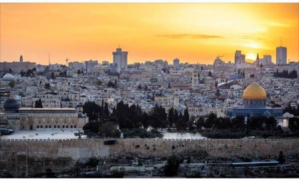 إدانة فلسطينية وعربية لقرار البرازيل نقل سفارتها إلى القدس