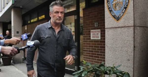 احتجاز ممثل أميركي بعد معركة على موقف سيارة