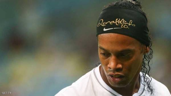 أمر بمنع رونالدينيو من السفر.. وفي حسابه 7 دولارات فقط