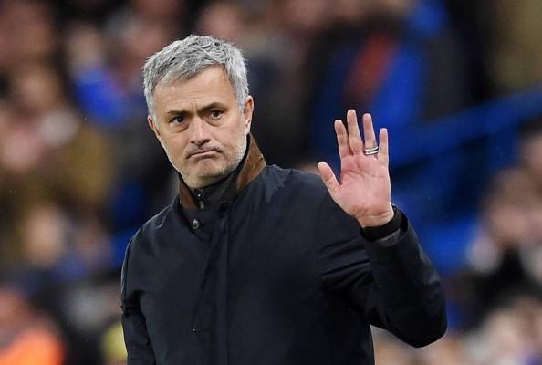 مورينيو يخشى أجويرو ويرفض الإفصاح عن صفاته السلبية