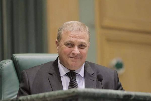 عطية يوجه سؤال للرزاز :ما الجدوى الاقتصادية من الطاقة البديلة ؟