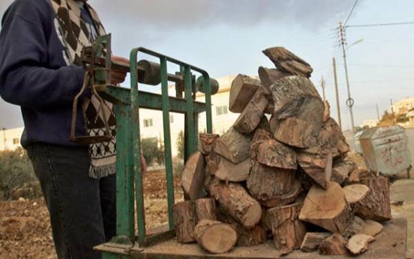 ضبط اعتداء بقيمة (4) الالف دينار ومصادرة (500) كيلو من الاحطاب المقطوعة