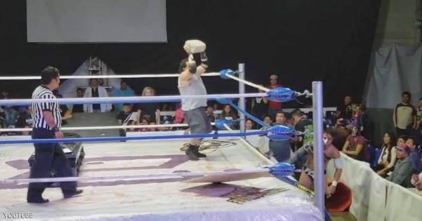 ضربة في الرأس بكتلة إسمنتية.. ونزال الموت ينتهي بمأساة