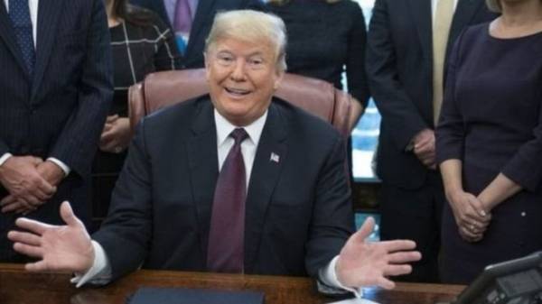 ترامب شاكر لنفسه في عيد الشكر