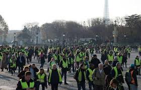 استنفار في باريس استعدادا لاحتجاجات السترات الصفراء