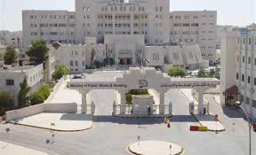 عقود ومكافآت ورواتب بغير حق داخل وزارة الأشغال العامة والإسكان – تفاصيل