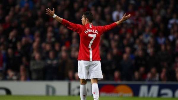 شاهد.. أجمل ثلاثة أهداف سجلها رونالدو مع 3 أندية في دوري الأبطال