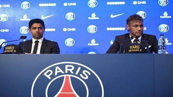 نيمار يغادر  باريس سان جيرمان