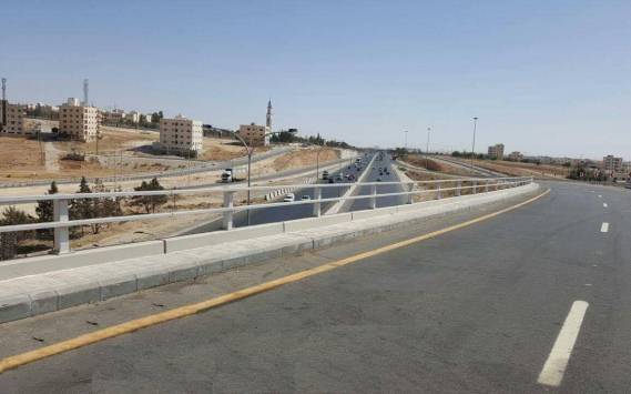 مشروع شارع الـ 100 مكانك سر وكلفته بدأت تزيد عن الـ 130 مليون