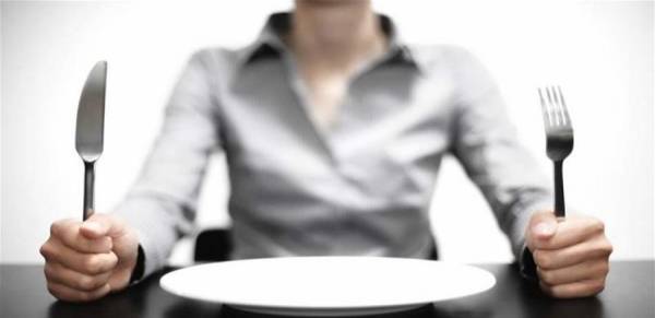 وصفات أعشاب سحرية.. لكبح الشهية أثناء الريجيم!