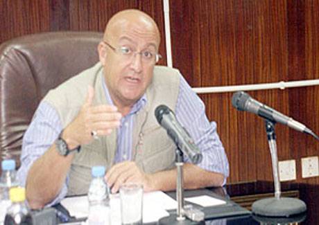 هل يستقيل وزير المياه والري ؟؟