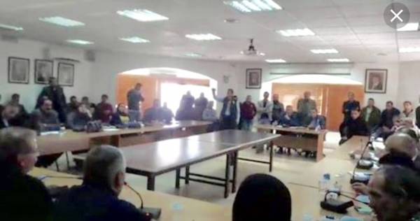 بلدية الزرقاء تفشل بعقد جلسة مجلس بلدي للأسبوع الثالث ..