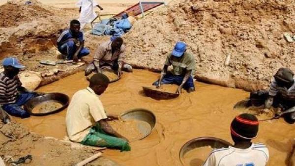 قتلى وجرحى بانهيار منجم للذهب في السودان