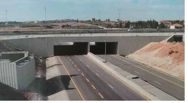 اين وزارة الاشغال عن مشروع شارع الـ100 الذي سيكلف الخزينة اموال باهظة دون اكتراث