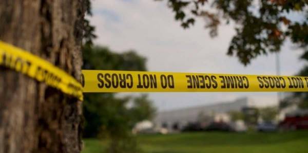 تعبا من أكل لحوم البشر.. رجلان يلتهمان شابة