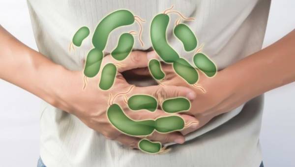 اربد:إصابة (4) أشخاص بتسمم غذائي