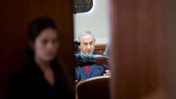 نتنياهو يتعهد متوترا باتخاذ إجراءات إضافية لردع الفلسطينيين