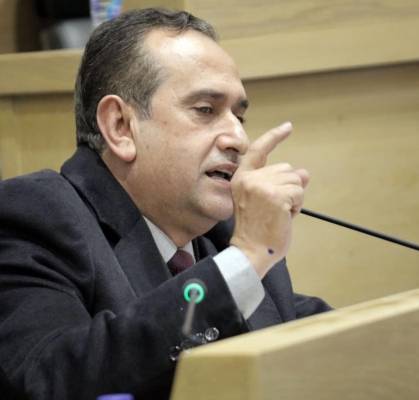 المجالي يطالب بمحاكمة علنية لـ(عوني مطيع).. وكشف اسماء الوزراء والنواب والاعيان المتورطين