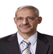 العبوس خلال لقاء الملك: نسمع عن مدير فاسد ونتفاجأ به بعد شهر وزيرا