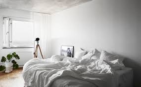 لعدم ترتيب الفراش.. فوائد