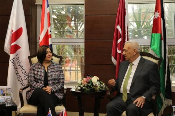 رئيس مجلس أمناء  الشرق الأوسط يلتقي وزيرة التخطيط والتعاون الدولي