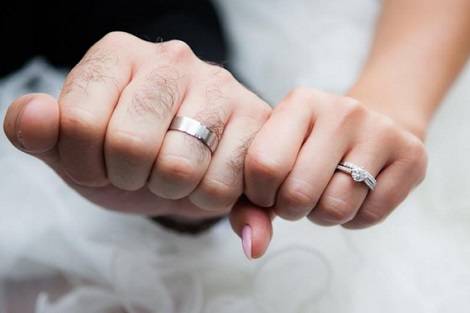 دراسة تتوصل إلى الفارق المثالي للعمر بين الزوجين