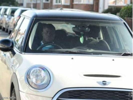 نجوم بريميرليغ وسياراتهم الرخيصة.. تعرف على الأسماء والأسعار