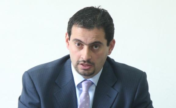 ما هي نوعية جل الوزير طارق الحموري ..؟؟