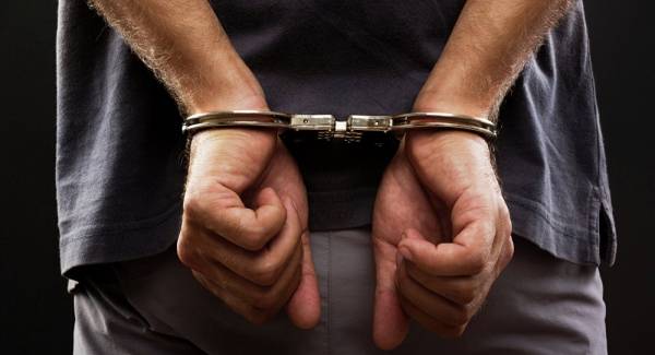 القبض على مطلوبين شقيقين احدهما متهم بالاغتصاب والشروع بالقتل